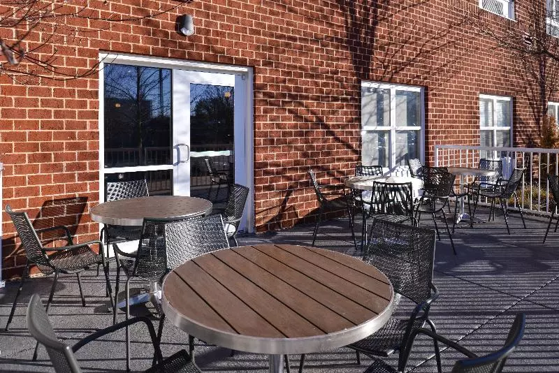 Holiday Inn Express Hotel & Suites St. Louis West O Fallon, An Ihg