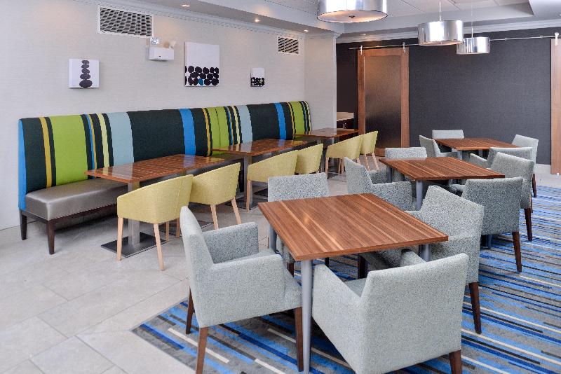 Holiday Inn Express Hotel & Suites St. Louis West O Fallon, An Ihg