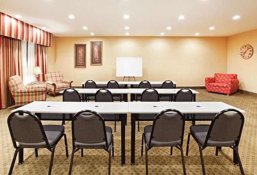 בית מלון כפרי Holiday Inn Express And Suites Pikeville, An Ihg