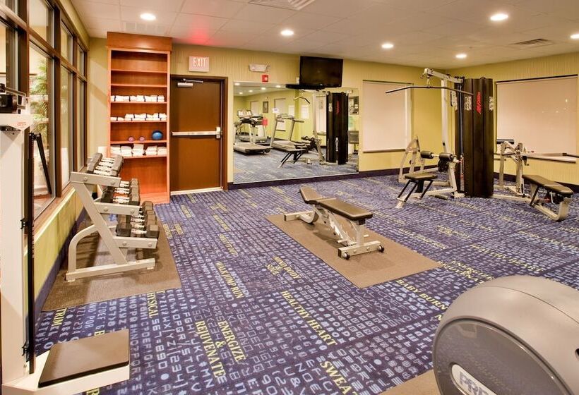 Holiday Inn Express Hotel And Suites Saint Robert, An Ihg