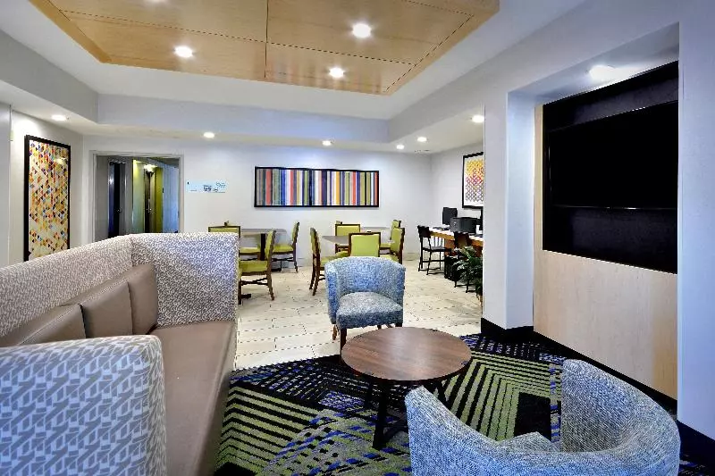 فندق Holiday Inn Express Durham, An Ihg