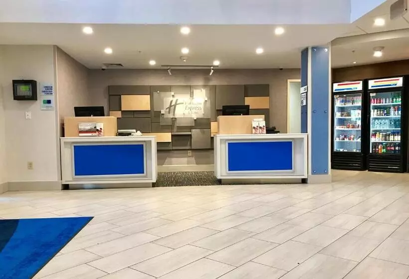 בית מלון כפרי Holiday Inn Express Great Barrington, An Ihg