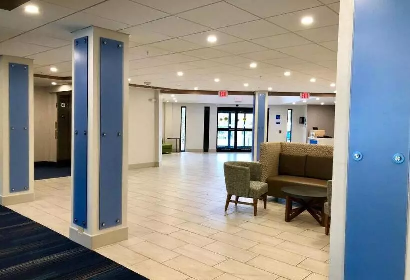 בית מלון כפרי Holiday Inn Express Great Barrington, An Ihg