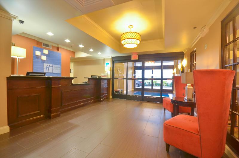 Hotelli Holiday Inn Express & Suites Pine Bluff/pines Mall, An Ihg