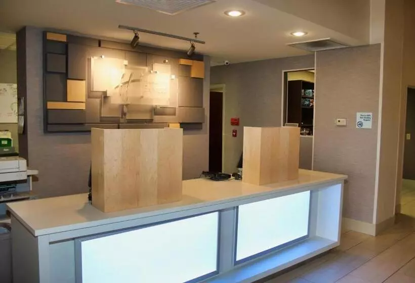 Отель Holiday Inn Express, An Ihg