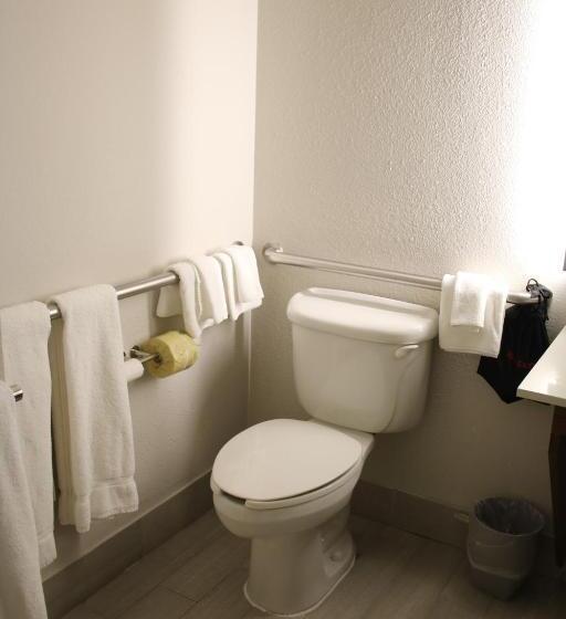 בית מלון כפרי Holiday Inn Express, An Ihg