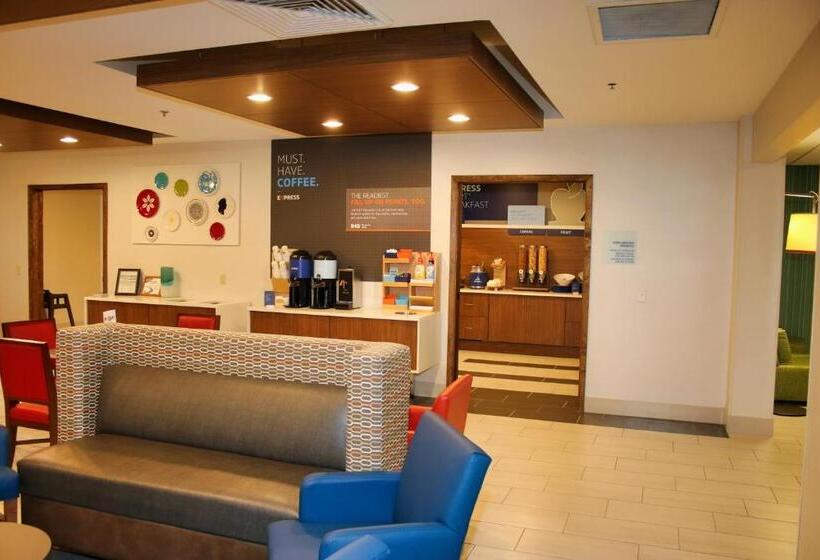 בית מלון כפרי Holiday Inn Express, An Ihg