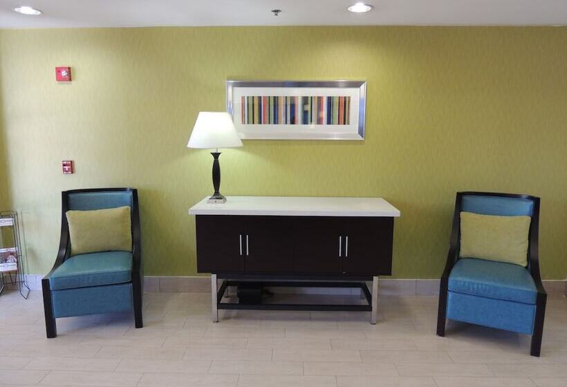 Отель Holiday Inn Express Trussville, An Ihg