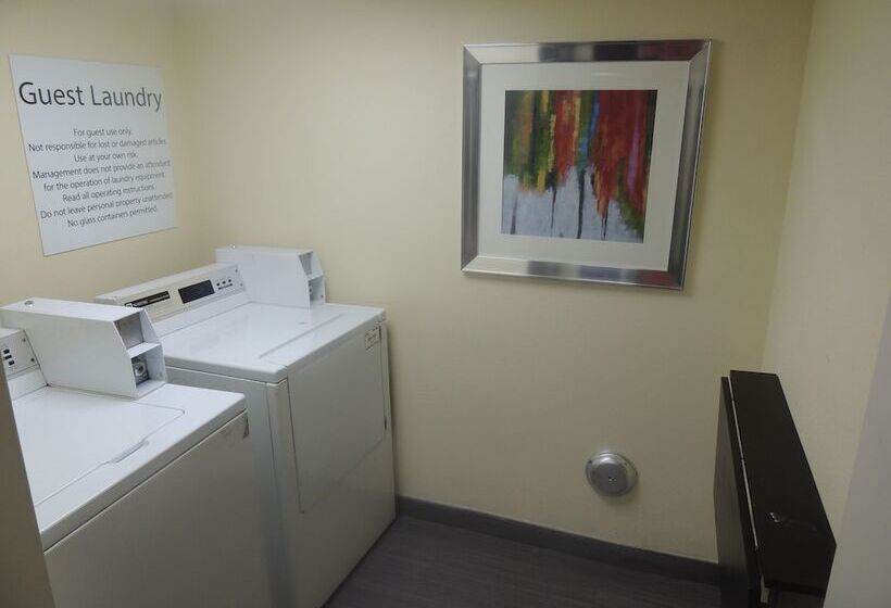 Отель Holiday Inn Express Trussville, An Ihg