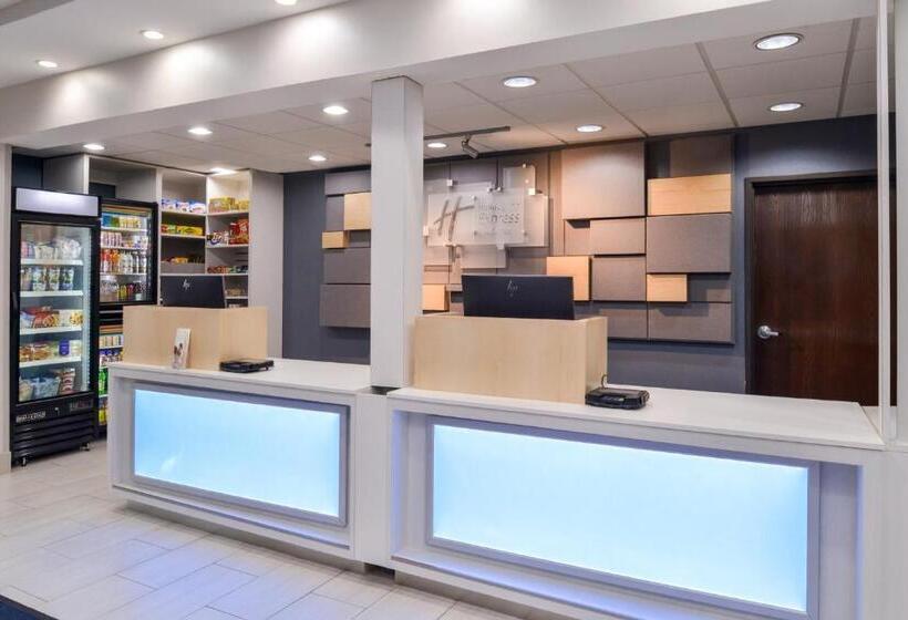 فندق Holiday Inn Express Wixom, An Ihg