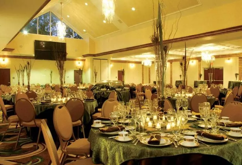 Holiday Inn Hotel & Suites Ocala Conference Center, An Ihg