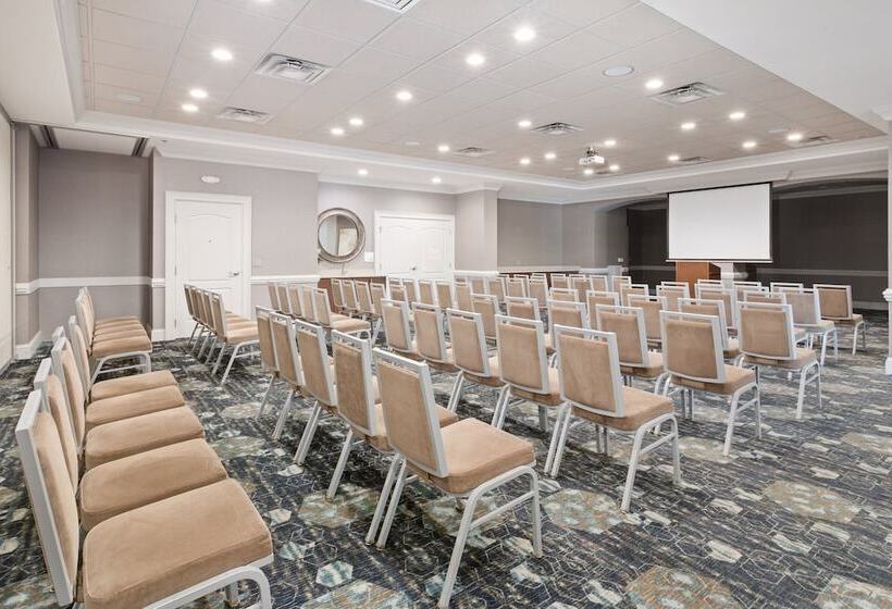 Отель Holiday Inn Valdosta Conference Center, An Ihg