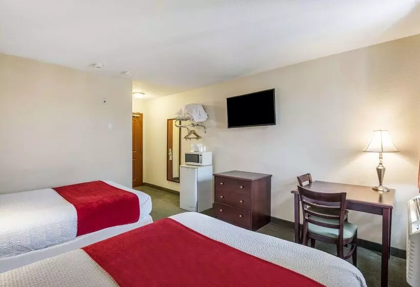 Отель Knights Inn Orillia