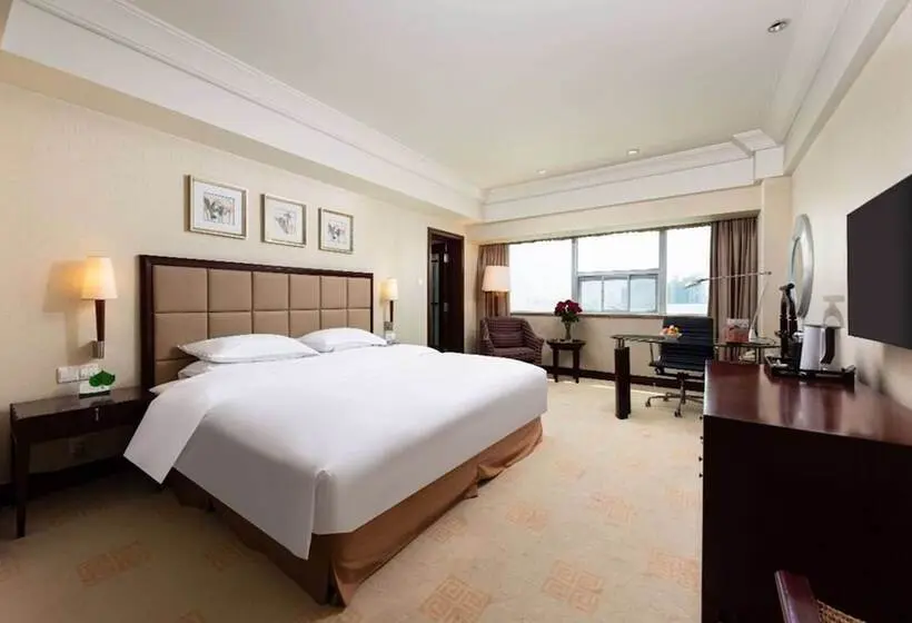 ホテル Ramada Plaza Wuhan Optics Valley