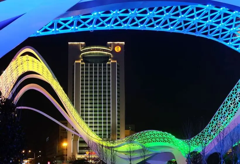 ホテル Ramada Plaza Wuhan Optics Valley