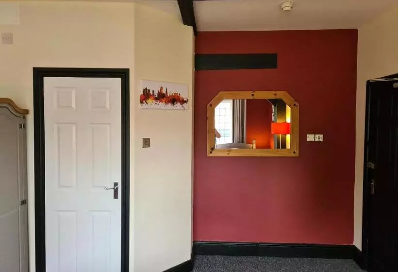 בית מלון כפרי Tudor Lodge