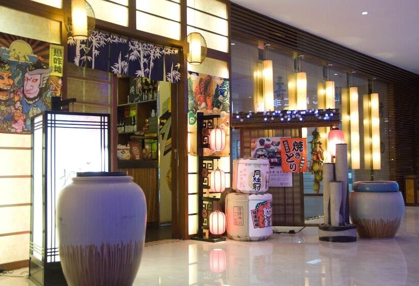 호텔 Ramada Plaza Wuhan Optics Valley