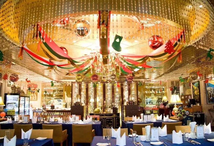 호텔 Ramada Plaza Wuhan Optics Valley