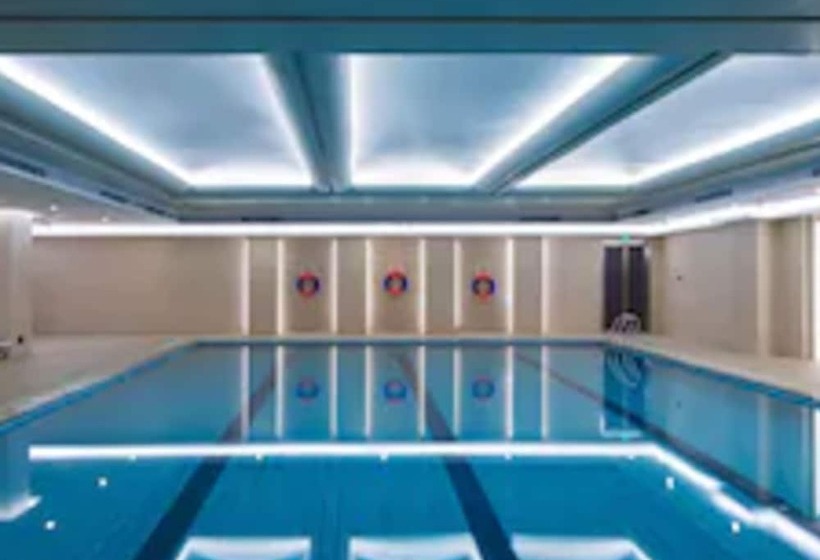 호텔 Ramada Plaza Wuhan Optics Valley