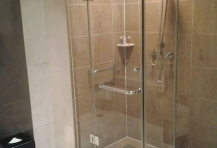 호텔 Ramada Plaza Wuhan Optics Valley