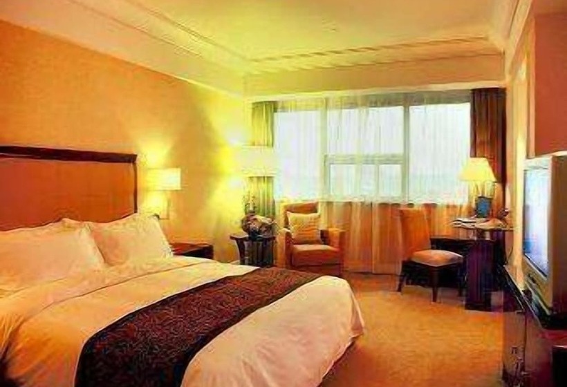 호텔 Ramada Plaza Wuhan Optics Valley