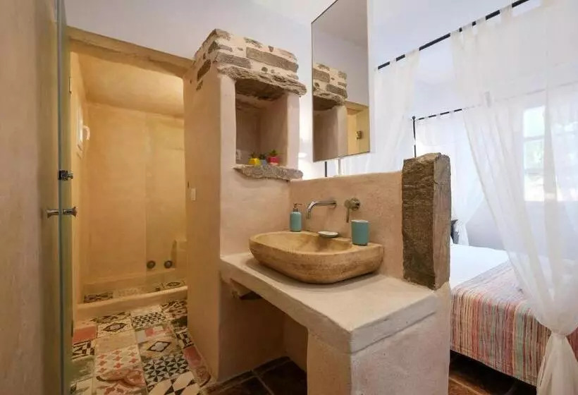 Resort Golden Beach Studios & Suites