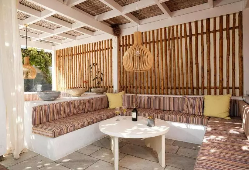 Resort Golden Beach Studios & Suites