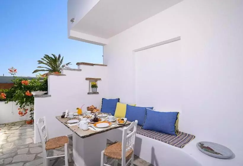 Resort Golden Beach Studios & Suites