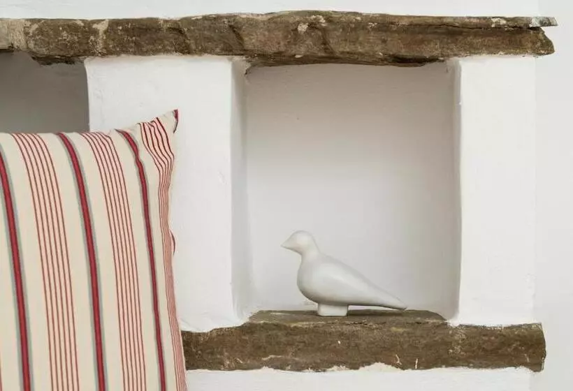 Resort Golden Beach Studios & Suites