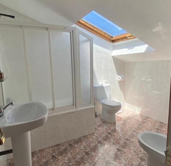 پانسیون Hostal La Alberca