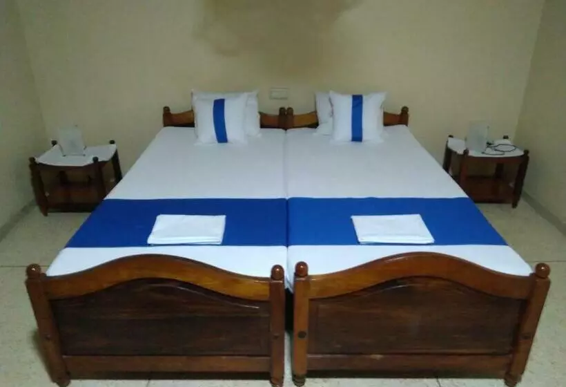 ペンション Mallika Guest House