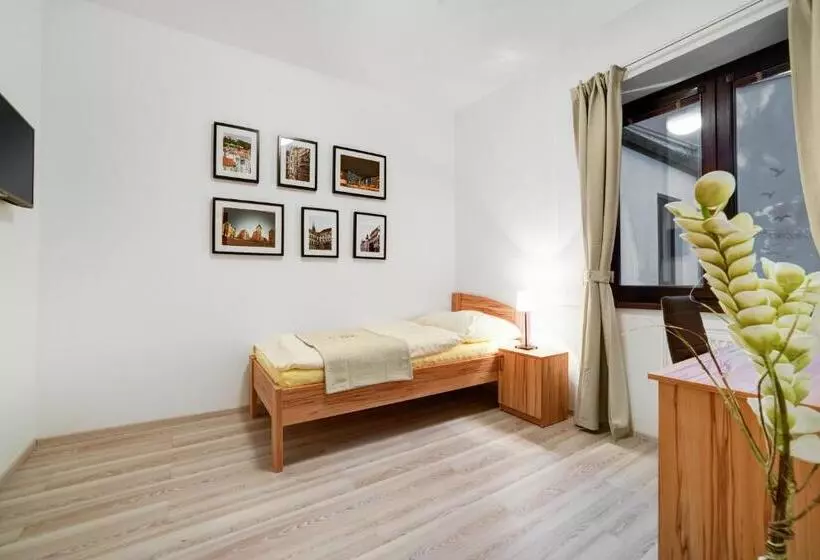 Majatalo Penzion Královská Cesta