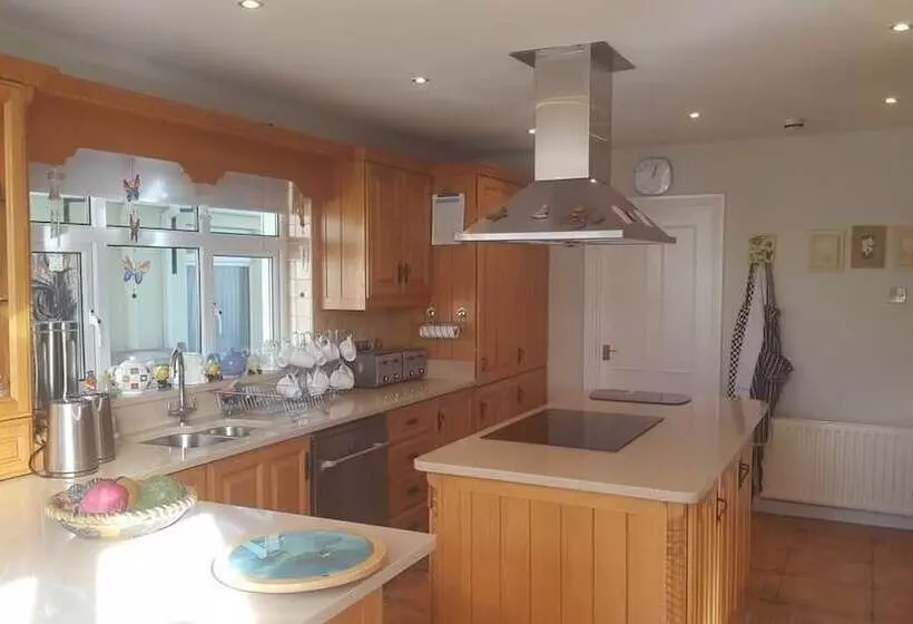 Bed and Breakfast Rose Park House