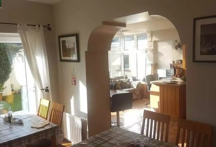 Bed and Breakfast Rose Park House