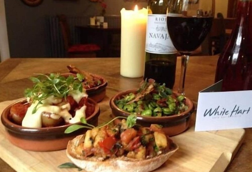 مبيت وإفطار White Hart Inn