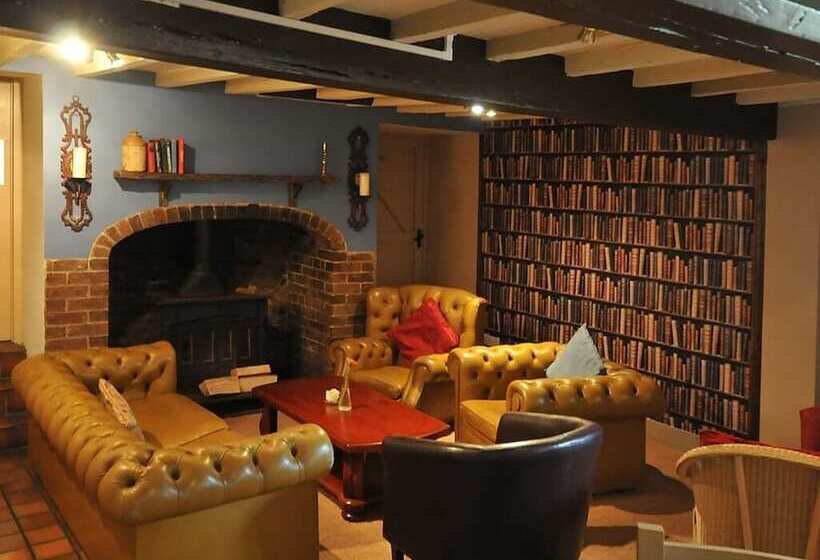 مبيت وإفطار White Hart Inn