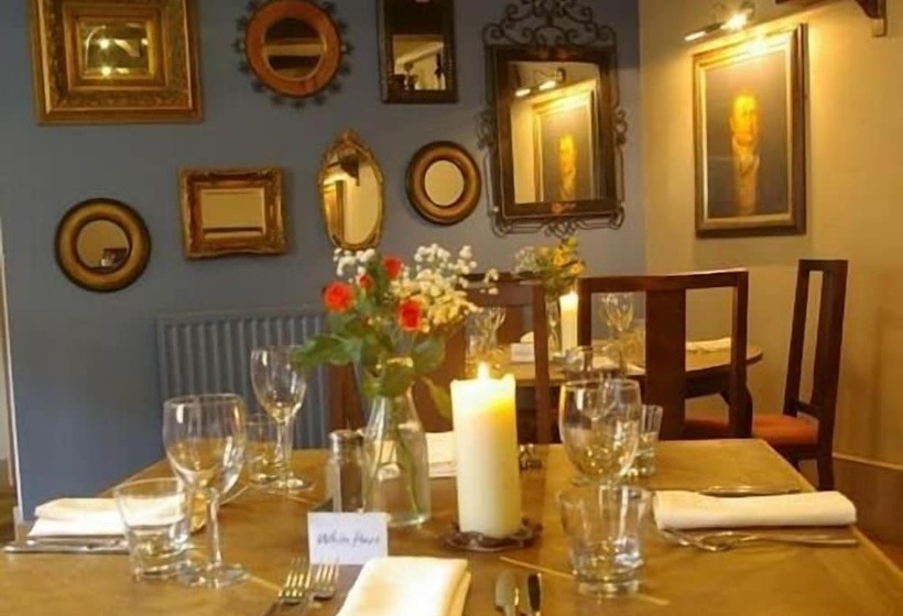 مبيت وإفطار White Hart Inn