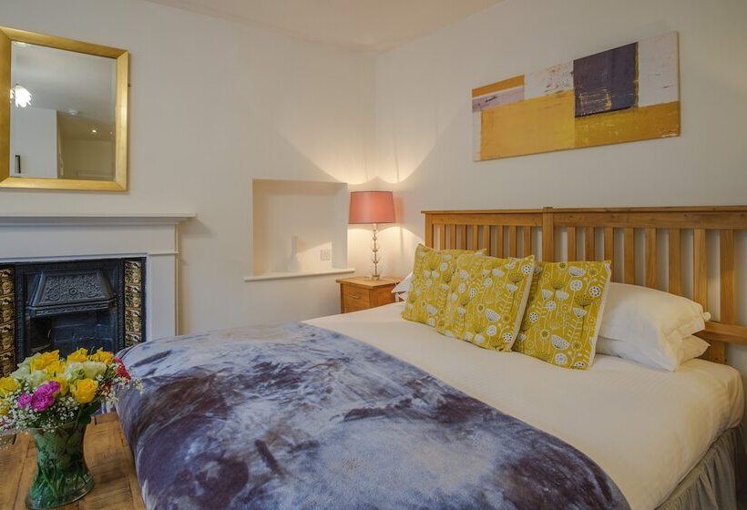 مبيت وإفطار White Hart Inn