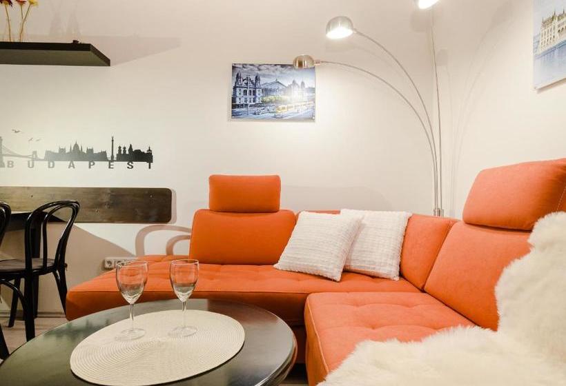 Green Dream Apartments