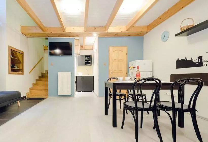 Green Dream Apartments