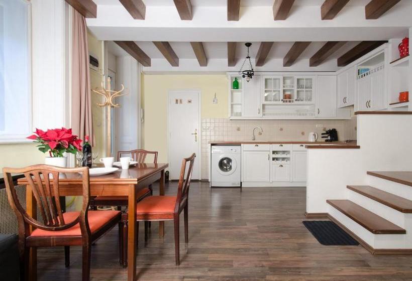 Green Dream Apartments