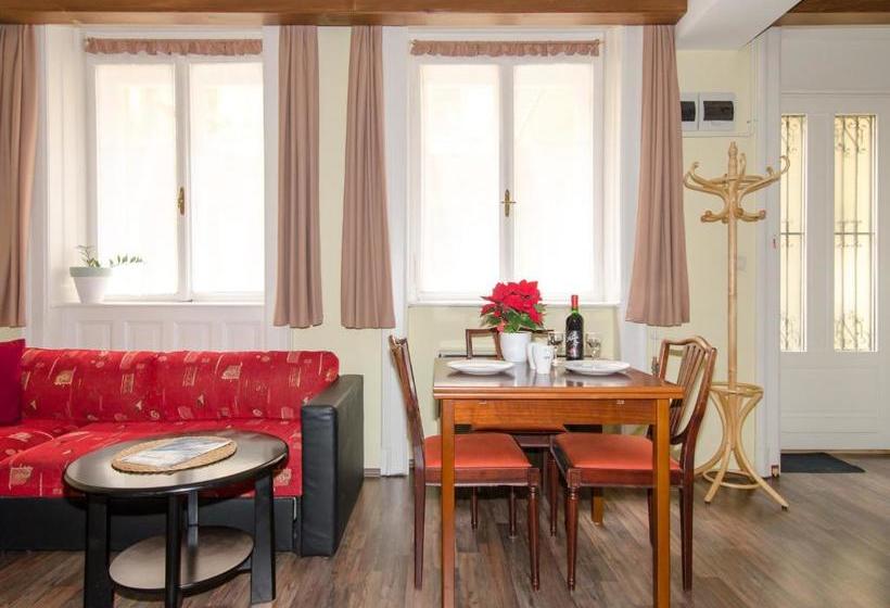 Green Dream Apartments