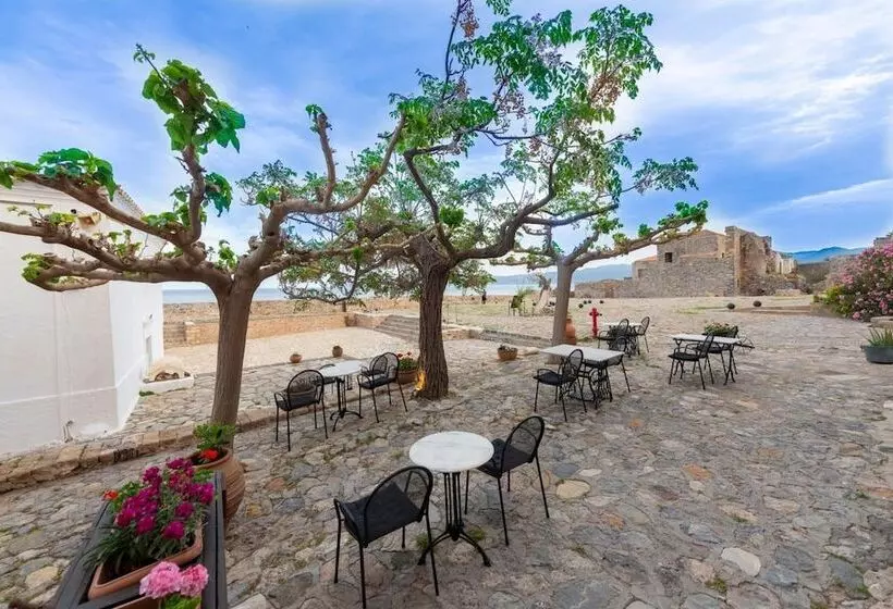 Hotel Guesthouse Kellia