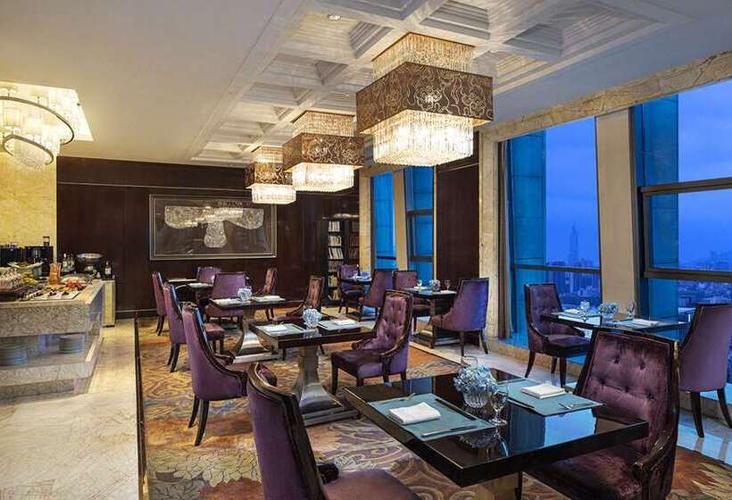 호텔 Hilton Nanjing