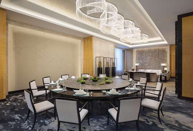 호텔 Hilton Nanjing