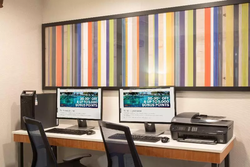 Holiday Inn Express Hotel & Suites Longmont, An Ihg