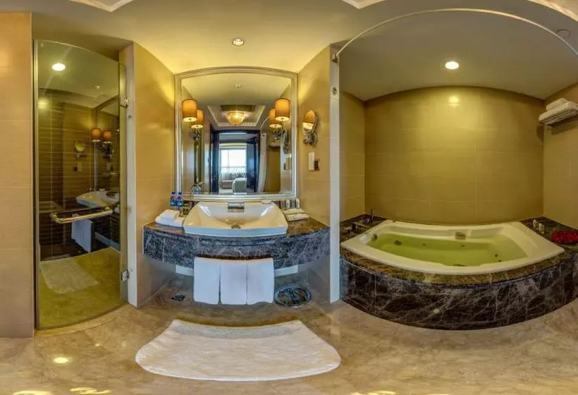 호텔 Holiday Inn Yinchuan International Trade Centre