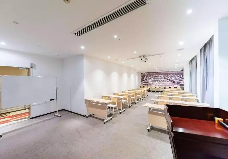 בית מלון כפרי Ibis Wuxi Hi Tech