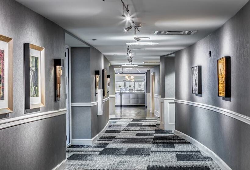 ホテル Indigo Jacksonville Deerwood Park, An Ihg