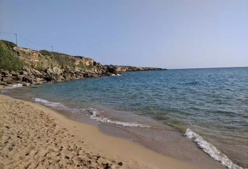 هتل Kourkoumelata